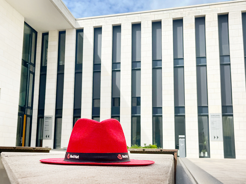 Red Hat Fedora