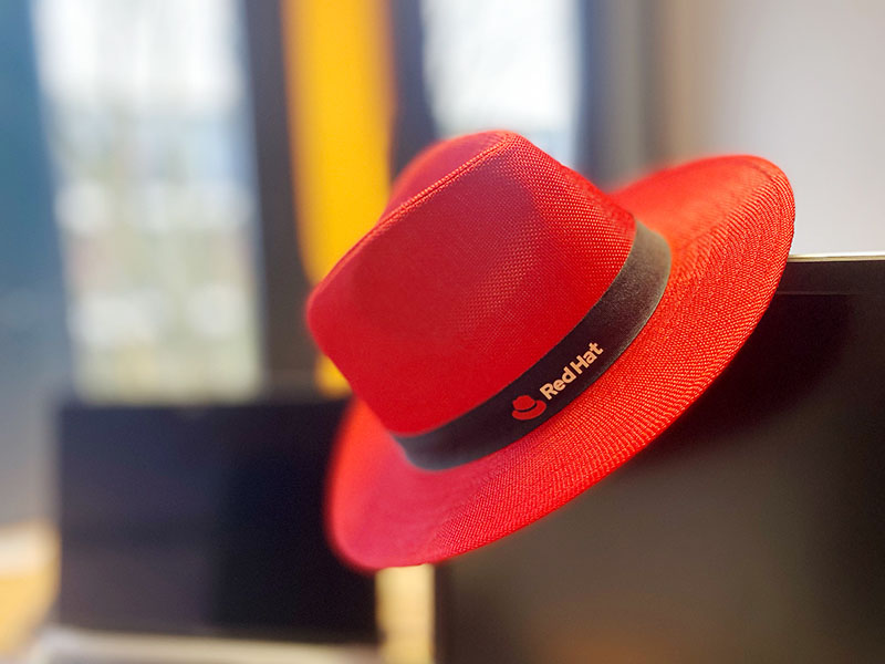 VIADA Red Hat Fedora