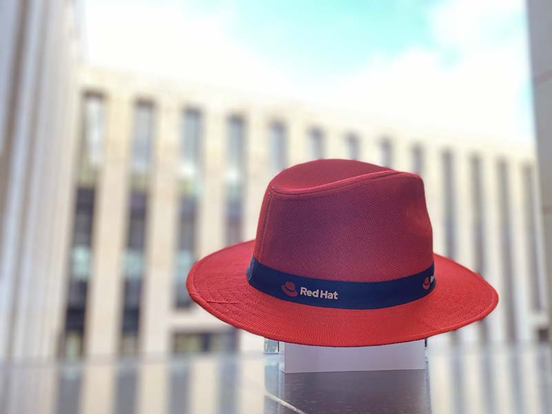 VIADA Red Hat Fedora